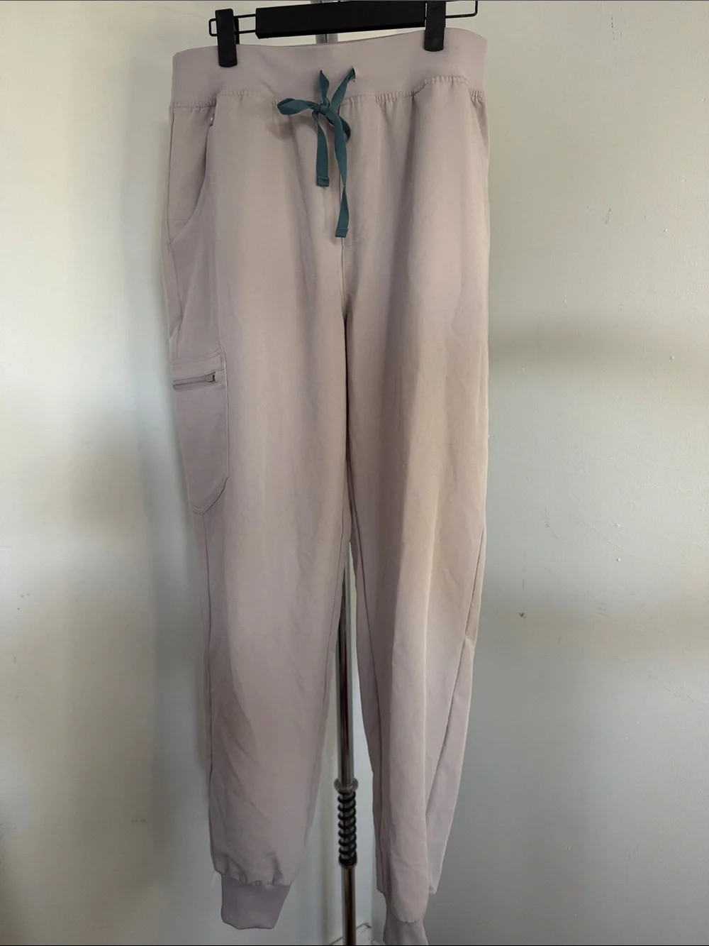 Figs Light Gray Joggers with Teal Drawstring sz L